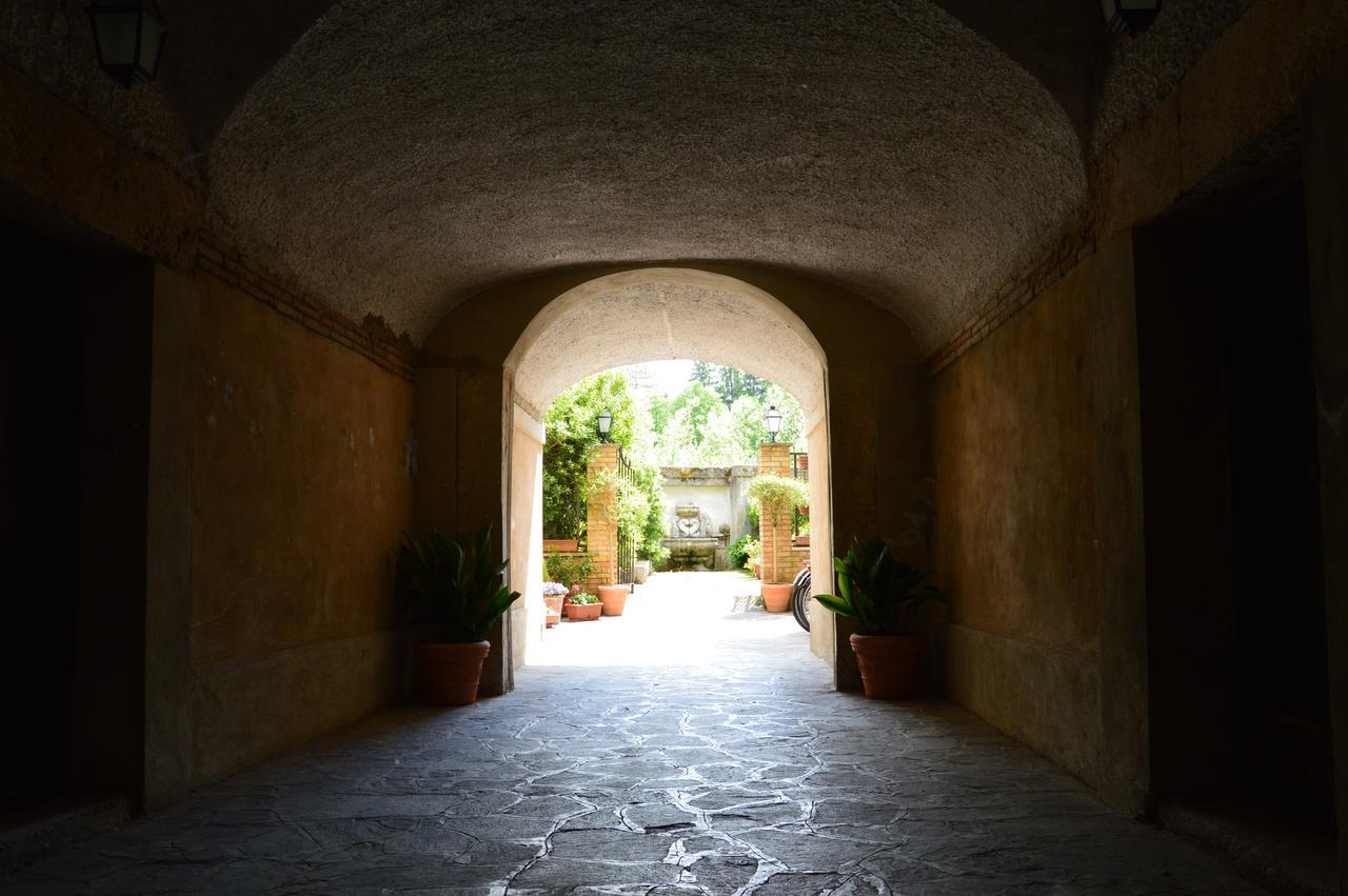 Acque Del Velino B&B รีเอติ ภายนอก รูปภาพ