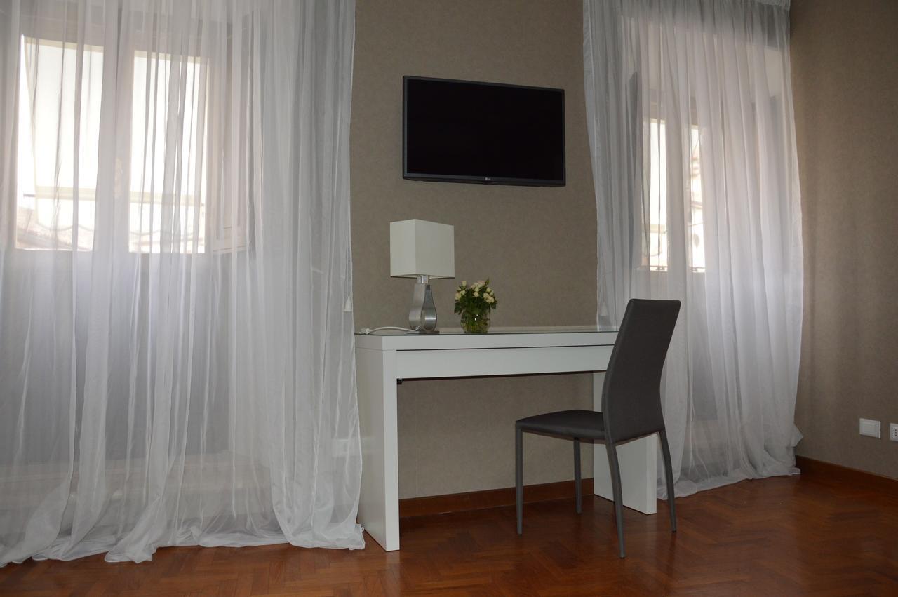 Acque Del Velino B&B รีเอติ ภายนอก รูปภาพ